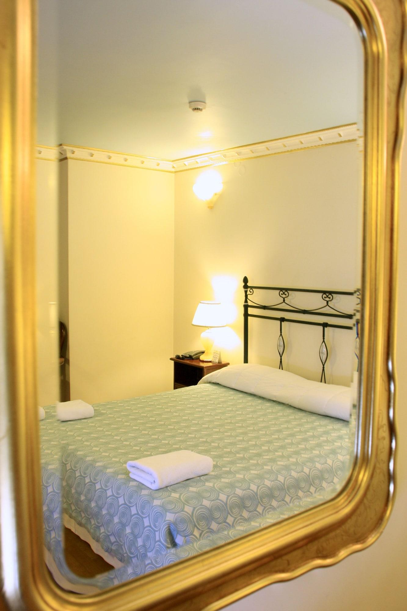 Byzantino Hotel Patras Luaran gambar