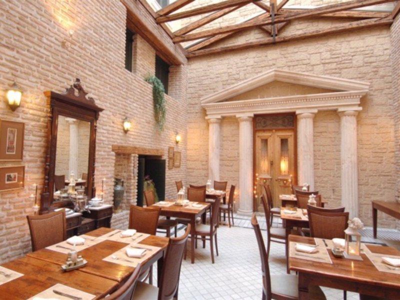 Byzantino Hotel Patras Luaran gambar